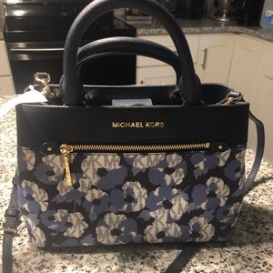 Brand new with tags Michael Kors purse